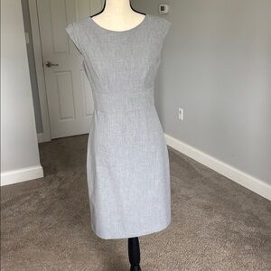 Elegant Gray Cap Sheath Sleeve Dress